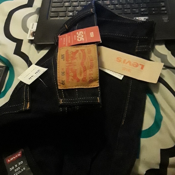 Jeans - Picture 3 of 4